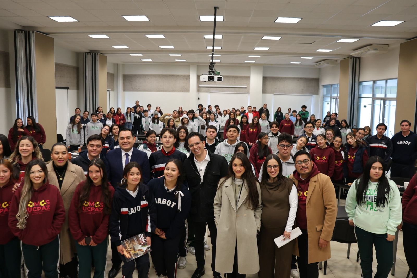 FORTALECE GOBIERNO JUVENTUDES CON INFORMACIÓN ASERTIVA