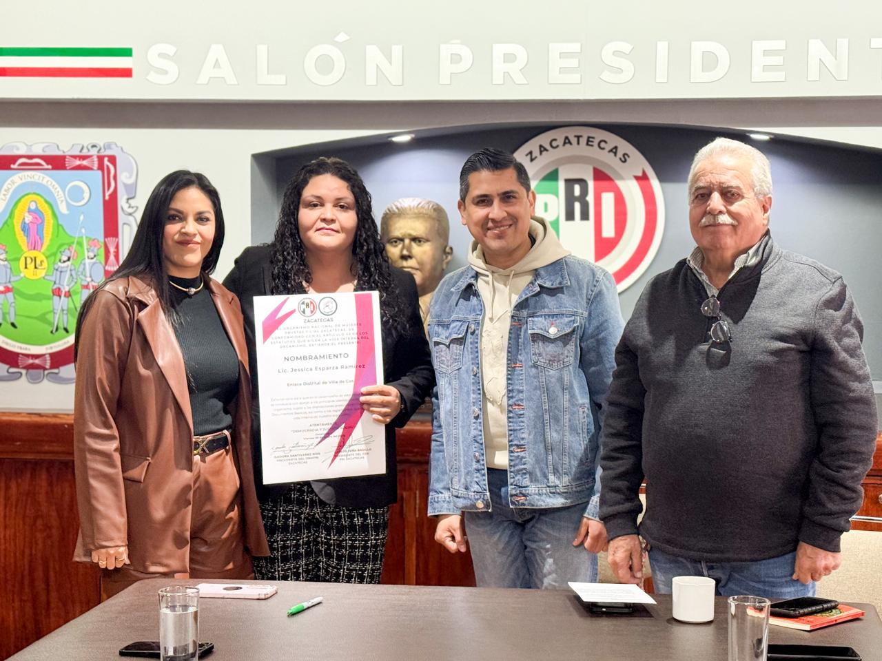 NOMBRA PRI A JESSICA ESPARZA COORDINADORA DEL ONMPRI EN VILLA DE COS