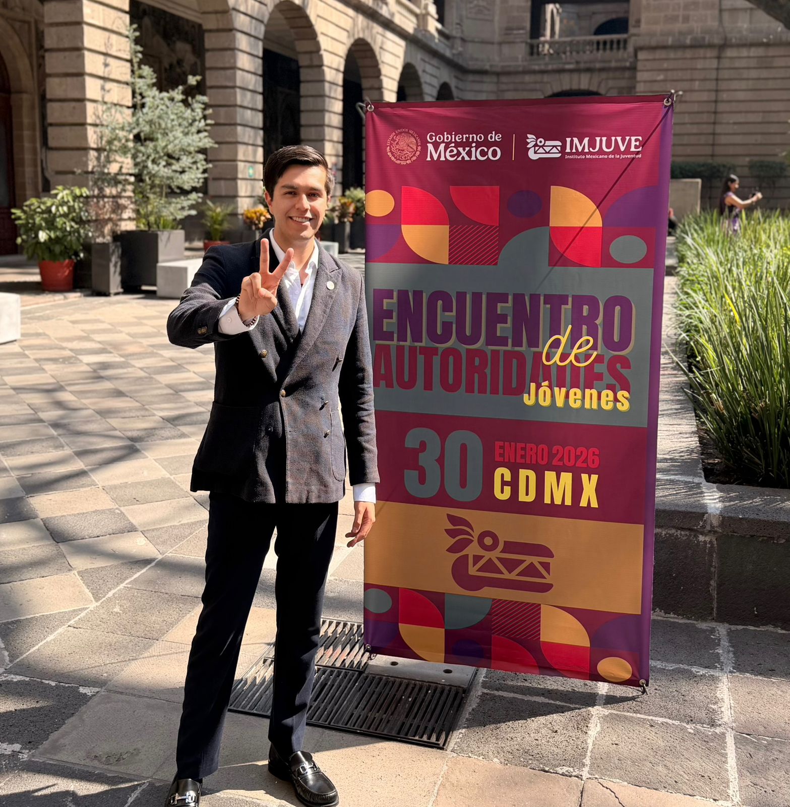 ASISTE EL FUNCIONARIO MÁS JOVEN DEL AYUNTAMIENTO DE ZACATECAS A ENCUENTRO NACIONAL