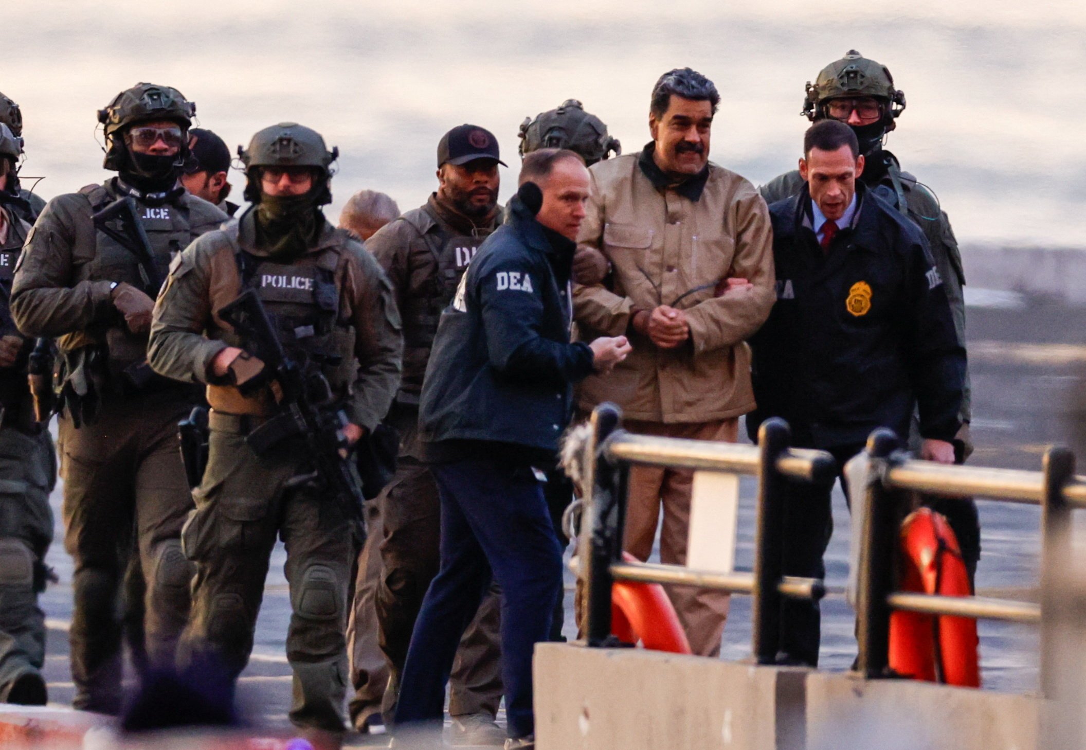 Llega Maduro a tribunal de Nueva York por cargos de narcotráfico