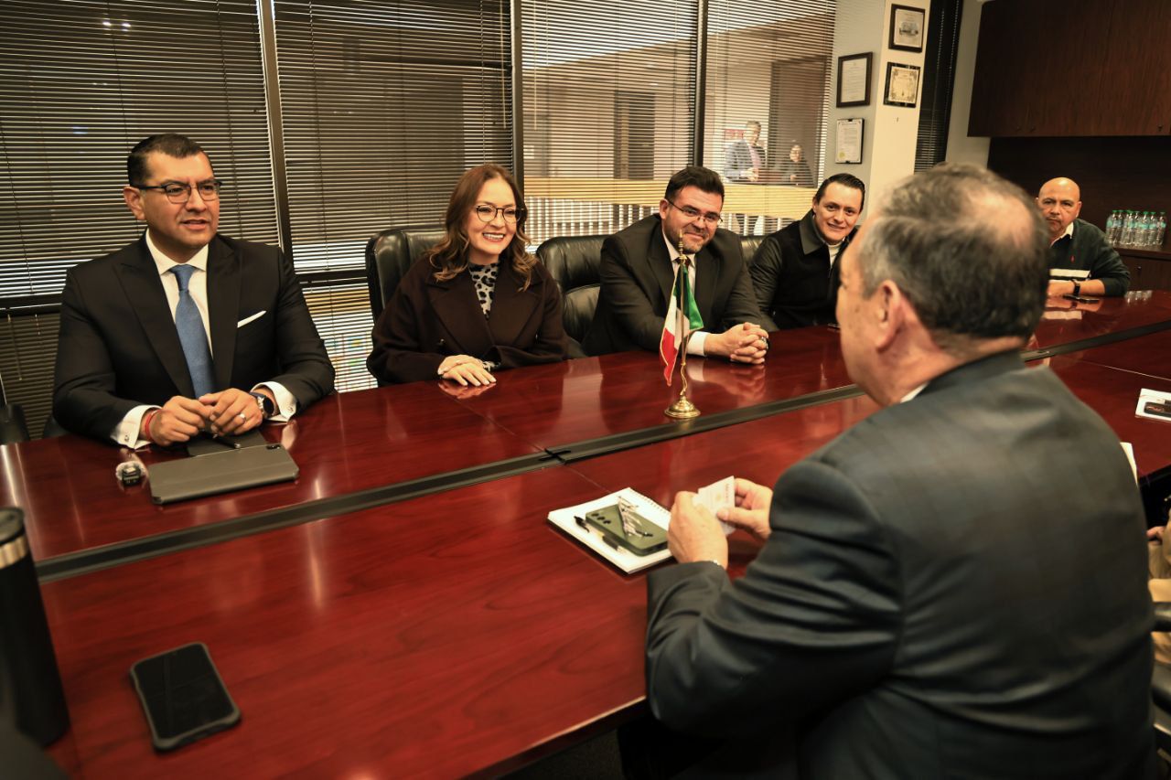 VISITA VERO DÍAZ CONSULADO DE MÉXICO EN FORT WORTH Y DESTACA ATENCIÓN A MIGRANTES ZACATECANOS