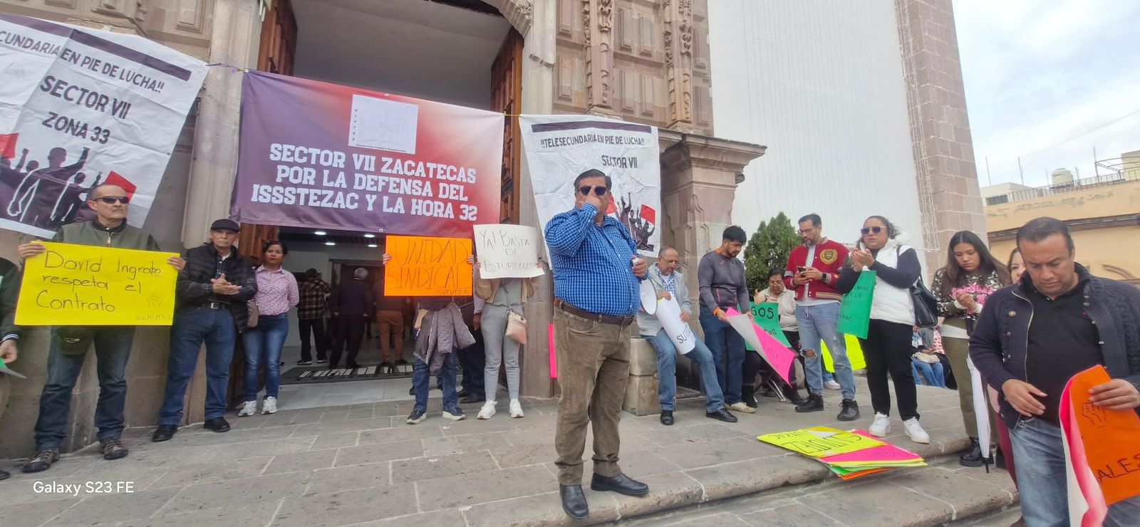 ADVIERTE SUTUTEZ POSIBLE HUELGA EN LA UTZAC Y EXIGE SALIDA DE LA RECTORA
