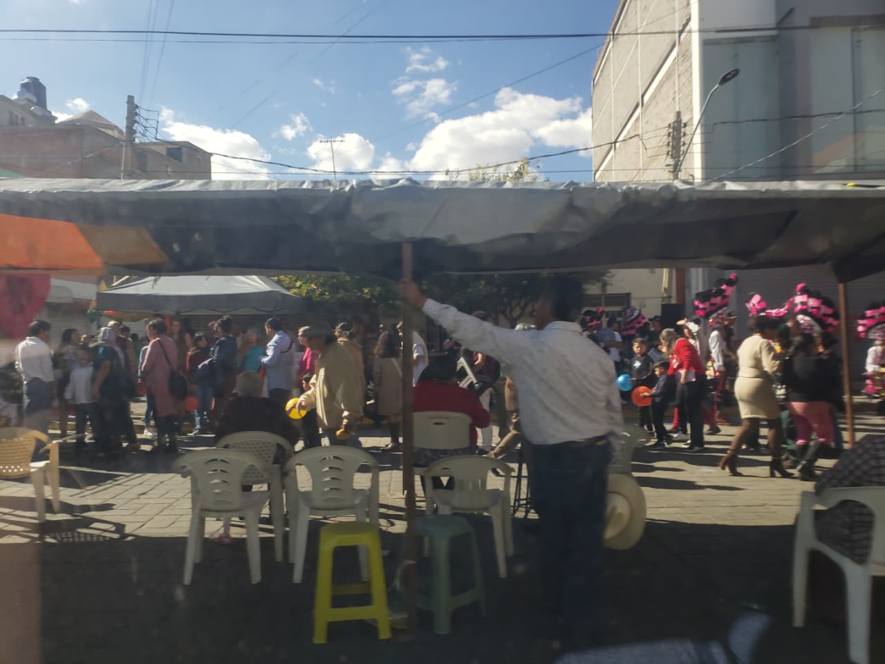 Celebra familia Orozco fe y tradición con Reliquia del Niño Dios en Fresnillo